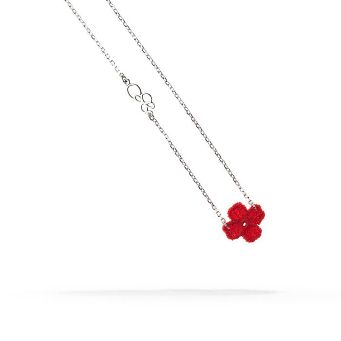 unforgivably-chic-necklace-1-clover-intense-red-b